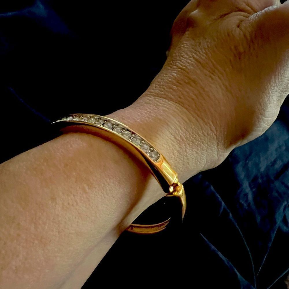 CZ gold bangle, hinge clasp, elegant!